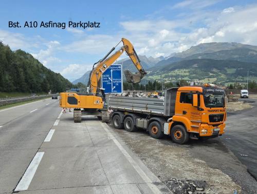 Bst. A10 Asfinag Parkplatz