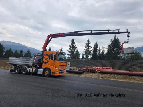 Bst. A10 Asfinag Parkplatz